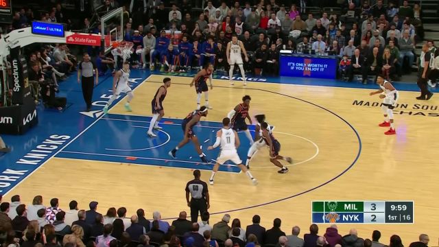 【2023年01月10日 雄鹿vs尼克斯集锦】开场就手感爆棚 字母哥抬手三分一箭穿心