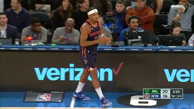 【2023年01月10日】雄鹿vs尼克斯第1节英文原声回放