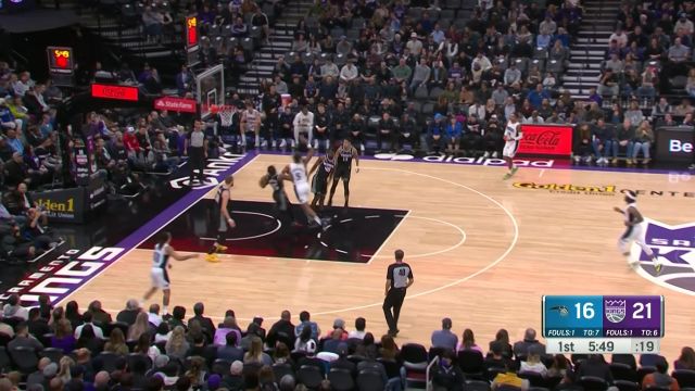 【2023年01月10日 魔术vs国王集锦】找到自己的节奏！魔术送失误穆雷追身三分打停对手