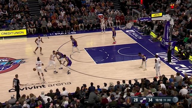 【2023年01月11日 骑士vs爵士集锦】加兰灵性妙传洞穿防线 莫布利接球面对空篮轻松扣进