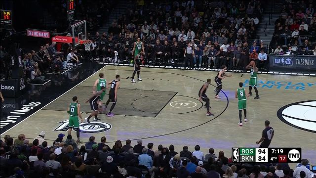 【2023年01月13日 凯尔特人vs篮网集锦】斯马特人缝滑翔送出助攻 克奈特平地惊雷反手上篮打进