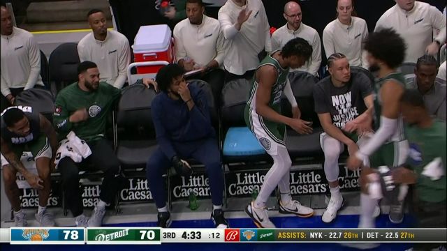 【2023年01月16日】尼克斯vs活塞第3节英文原声回放