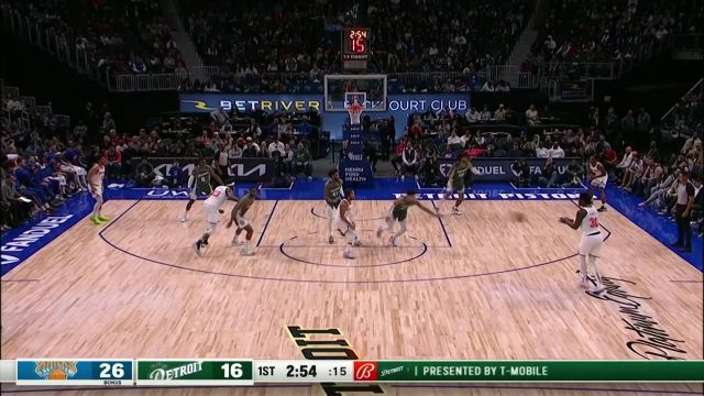 【2023年01月16日 尼克斯vs活塞集锦】如入无人之境！兰德尔见缝插针飞身暴扣势大力沉