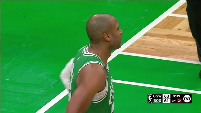 【2023年01月20日 勇士vs凯尔特人集锦】库里妙传喂饼 维金斯飘逸上篮稳稳命中