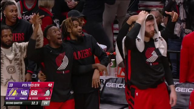 【2023年01月23日 湖人vs开拓者集锦】威少空位三分三不沾 利拉德反击超越三分将分差扩大到22分