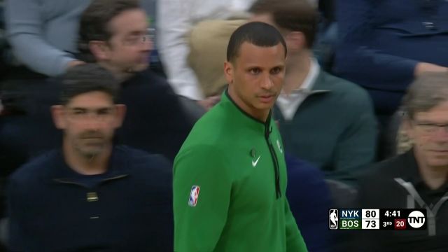 【2023年01月27日 尼克斯vs凯尔特人集锦】这是怎样的默契 塔图姆高抛罗威心领神会空接上篮