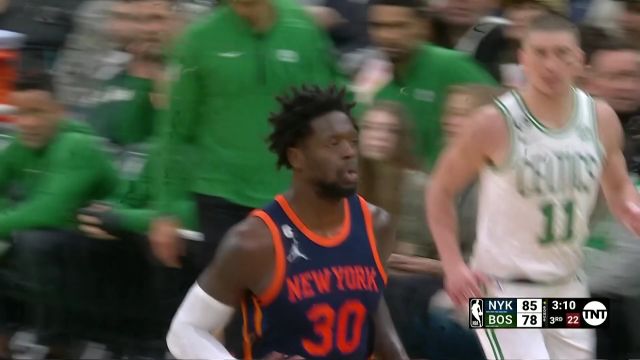 【2023年01月27日 尼克斯vs凯尔特人集锦】区区塔图姆就敢单防？兰德尔挂着防守长驱直入滑翔劈扣