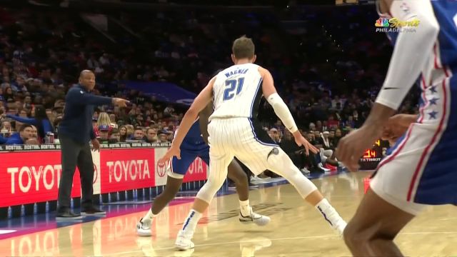 【2023年01月31日 魔术vs76人集锦】如入无人之境 米尔顿突破上篮势不可挡