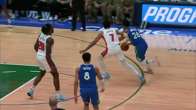 【2023年01月31日 活塞vs独行侠集锦】看别人扣的手痒痒！丁威迪横冲直撞单手劈扣制霸禁区