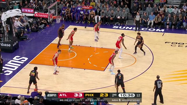 【2023年02月02日 老鹰vs太阳集锦】启动突破甩开防守 约翰逊变向突破无视奥孔古打成2+1