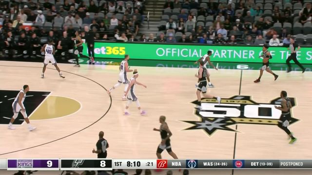 【2023年02月02日 国王vs马刺集锦】巴恩斯华丽转身上篮得手 篮下吃饼再度打成