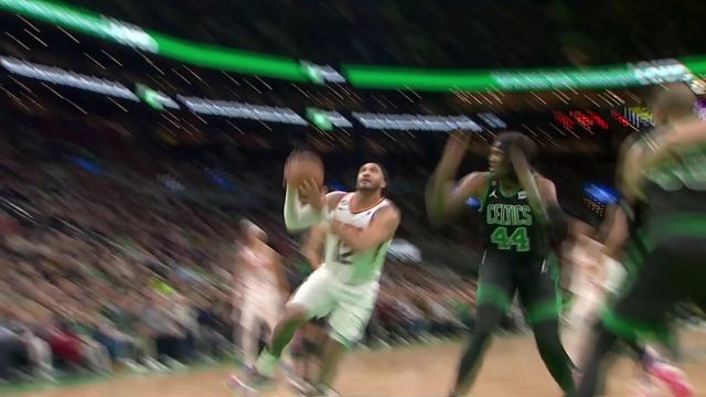 【2023年02月04日 太阳vs凯尔特人集锦】罗威镇守篮下送出排球大帽 布朗身如游鱼上篮2+1技惊四座