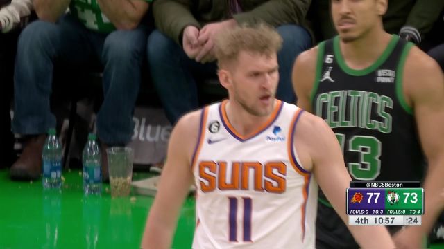 【2023年02月04日 太阳vs凯尔特人集锦】篮下接球不慌不忙 兰代尔晃过防守扣篮完成2+1