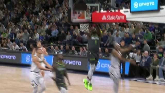 【2023年02月06日 掘金vs森林狼集锦】冲向禁区平步青云 爱德华兹逆风翱翔双臂扣篮