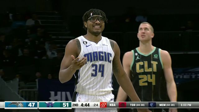 【2023年02月06日 魔术vs黄蜂集锦】叫卡特的都这么能扣？卡特一步过人双手暴扣