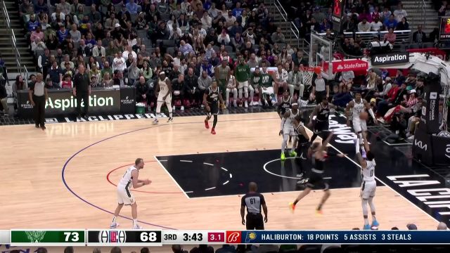 【2023年02月11日 雄鹿vs快船集锦】初生牛犊不怕虎 博尚底角三分应声入网