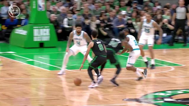 【2023年02月11日 黄蜂vs凯尔特人集锦】弹道无需修正 怀特三分连珠炮弹无虚发