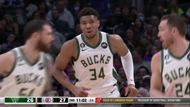 【2023年02月11日 雄鹿vs快船集锦】还是常规武器好用 字母篮下血腥暴扣