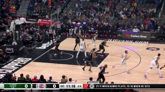 【2023年02月11日 雄鹿vs快船集锦】开场就是非常规武器 字母哥张弓搭箭飚中三分