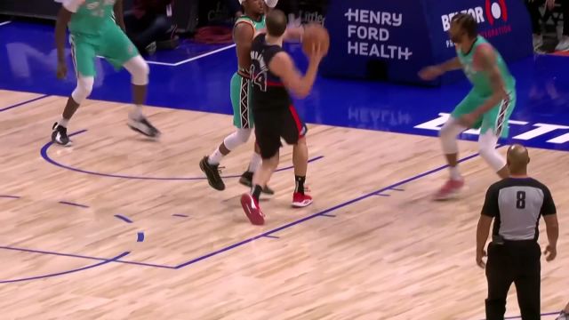 【2023年02月11日 马刺vs活塞集锦】拒绝第三个加时！斯托尔特关键补篮将马刺逼向悬崖