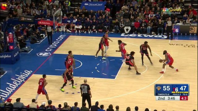 【2023年02月11日 尼克斯vs76人集锦】布伦森彩虹长传贯穿全场 兰德尔前场接球轻松扣篮