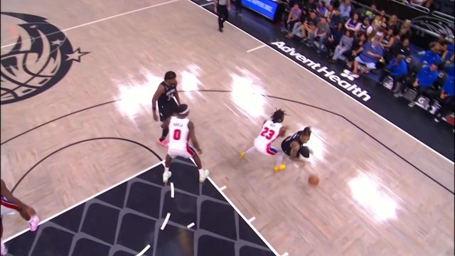 【2023年02月24日 活塞vs魔术集锦】一步就能起飞！富尔茨潇洒转身过人衔接单手扣篮