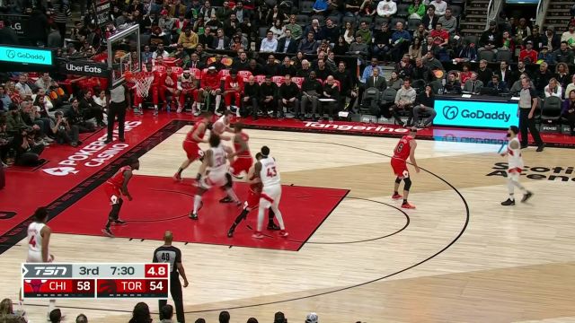 【2023年03月01日 公牛vs猛龙集锦】个人单打教科书！珀尔特尔梦幻脚步翻身跳投无懈可击