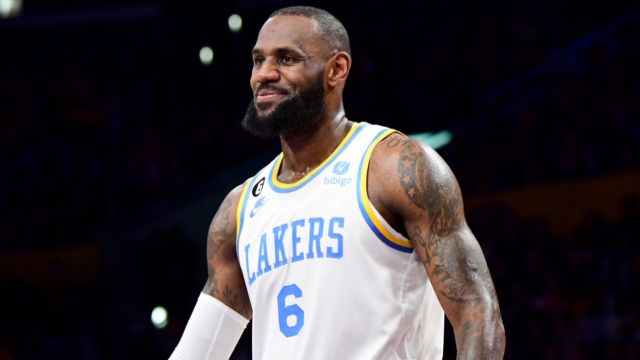 【2023年03月07日 鹈鹕vs国王集锦】西部附加赛形势：4队战绩相同鹈鹕跌第12！湖人明天有望升第9