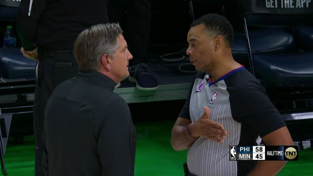 【2023年03月08日 76人vs森林狼集锦】恩比德撤步三分一发入魂 爱德华兹大步流星杀入篮下压哨打进