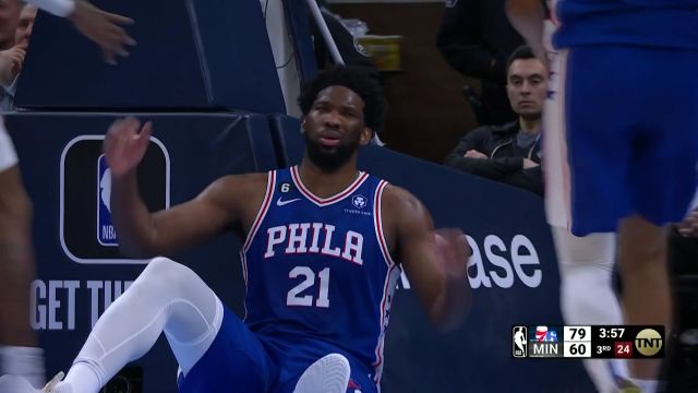 【2023年03月08日 76人vs森林狼集锦】绝对的超级明星！恩比德强杀内线连续转身打进2+1