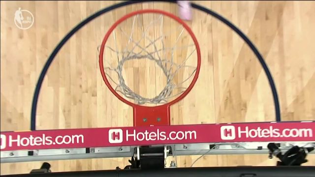 【2023年03月09日 独行侠vs鹈鹕集锦】瞬间爆发力简直恐怖 哈迪飞身进场暴力隔扣海耶斯