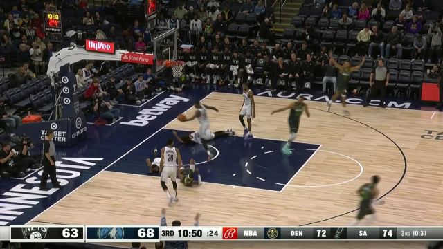 【2023年03月11日 篮网vs森林狼集锦】巨浪掀翻一切！麦克丹尼尔斯迎着双人夹击强硬上篮制霸禁区