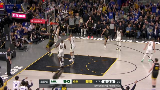 【2023年03月12日 雄鹿vs勇士集锦】点燃全场 卢尼接到汤神连线双手灌筐