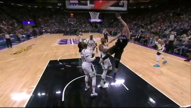 【2023年03月14日】雄鹿vs国王第1节英文原声回放