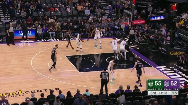 【2023年03月14日 雄鹿vs国王集锦】洛佩兹大帽招呼萨博尼斯 米德尔顿反击追身三分百步穿杨