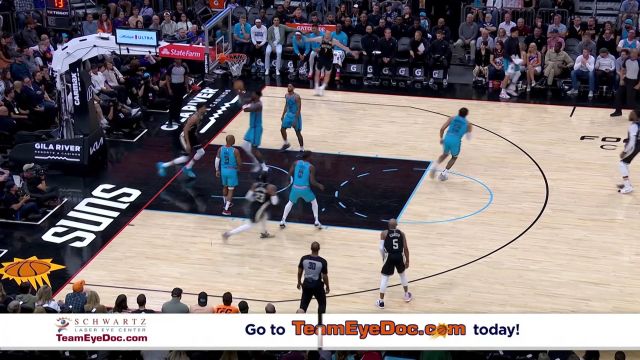 【2023年03月15日 雄鹿vs太阳集锦】突破转身从容挑篮 字母哥达成生涯得分16000分里程碑