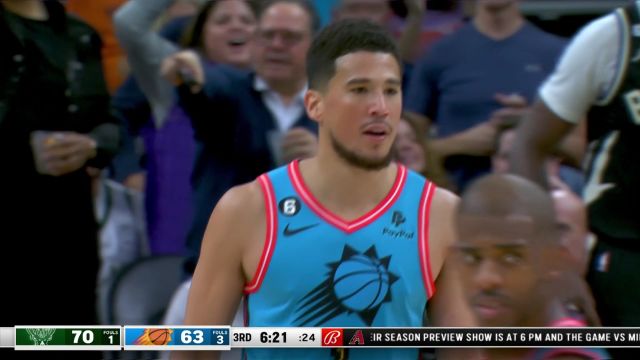 【2023年03月15日 雄鹿vs太阳集锦】主场依旧不给面子 布克向裁判表示不满被吹技犯