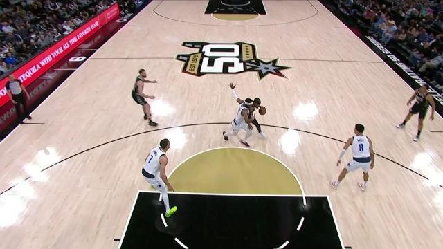 【2023年03月16日 独行侠vs马刺集锦】格拉汉姆瞒天过海送出妙传 兰福德底角接球三分稳稳命中