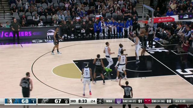 【2023年03月16日 独行侠vs马刺集锦】埋伏内线骤起发难 兰福德平步青云双臂补扣炸筐