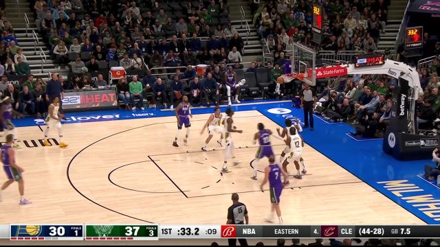 【2023年03月17日 步行者vs雄鹿集锦】抬手就是扔 霍乐迪外线三分应声入网