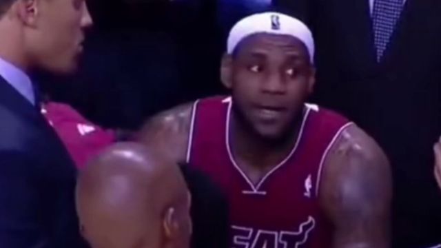 【2023年03月18日 独行侠vs湖人集锦】你之前喊过詹姆斯碧池？查尔莫斯：我只是叫他不要像碧池一样打球