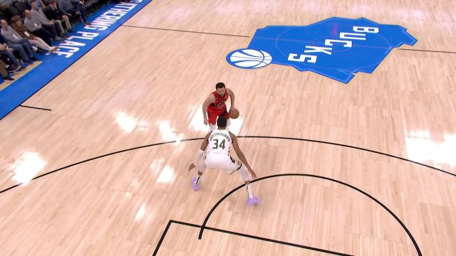 【2023年03月20日 猛龙vs雄鹿集锦】单打字母哥丝毫不慌！范弗利特高难度高抛入网