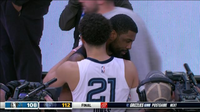 【2023年03月21日 独行侠vs灰熊集锦】同在风口浪尖闯过得人 欧文莫兰特赛后相拥问候