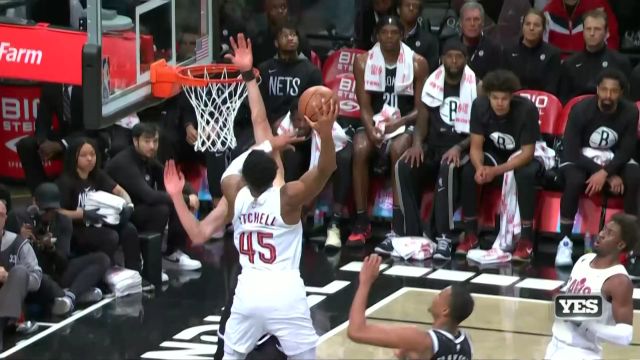 【2023年03月22日 骑士vs篮网集锦】残暴至极！米切尔长驱直入残暴隔扣渡边雄太