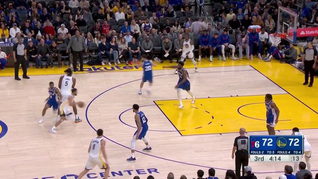 【2023年03月25日 76人vs勇士集锦】指如疾风势如闪电！库里横冲直撞杀入禁区勾手上篮