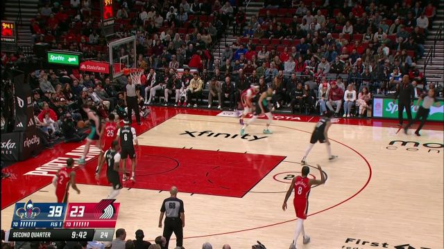 【2023年03月28日 鹈鹕vs开拓者集锦】没有什么能够阻挡！墨菲直捣黄龙飞身劈扣找回面子