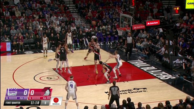 【2023年04月01日 国王vs开拓者集锦】默里妙传篮下萨博尼斯 空中接球打板轻取2分