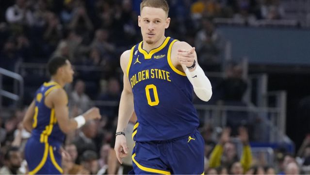 【2023年04月03日 勇士vs掘金集锦】迪文岑佐不点名批评队友：专注还要人说吗？这样打是赢不了的