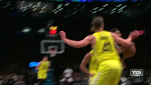 【2023年04月03日 爵士vs篮网集锦】曼妙舞步闪转腾挪！丁威迪迈起大号欧洲步打进加罚