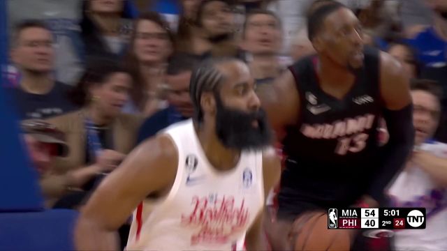 【2023年04月07日 热火vs76人集锦】哈登节奏突破轻取两分 热火底线反击再遭恩比德顶板血帽